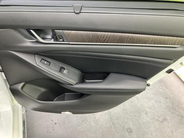 アコード EX サンルーフ/保証書/純正 SDナビ/衝突安全装置/シートヒーター/車線逸脱防止支援システム/シート フルレザー/ヘッドランプ LED/Bluetooth接続/ETC/EBD付ABS/横滑り防止装置(21枚目)