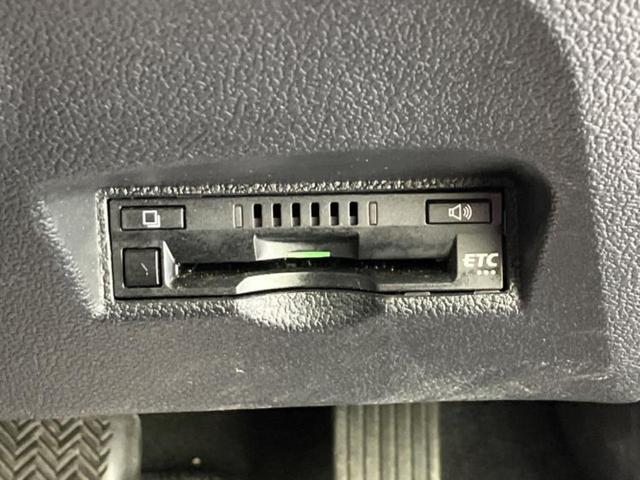 プリウス Ｓセーフティプラス　保証書／純正　９インチ　ＳＤナビ／トヨタセーフティセンス／車線逸脱防止支援システム／パーキングアシスト　自動操舵／ヘッドランプ　ＬＥＤ／Ｂｌｕｅｔｏｏｔｈ接続／ＥＴＣ／ＥＢＤ付ＡＢＳ　バックカメラ（24枚目）