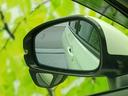 国産車から輸入車まで多様なお客様のニーズのお応えできるように、全国規模で豊富な在庫展開!車のことならWECARSへ!