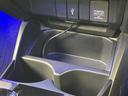 ハイブリッド・Ｓホンダセンシング　保証書／純正　８インチ　ナビ／ホンダセンシング／車線逸脱防止支援システム／ヘッドランプ　ＬＥＤ／ＵＳＢジャック／Ｂｌｕｅｔｏｏｔｈ接続／ＥＴＣ／ＥＢＤ付ＡＢＳ／横滑り防止装置／アイドリングストップ（34枚目）
