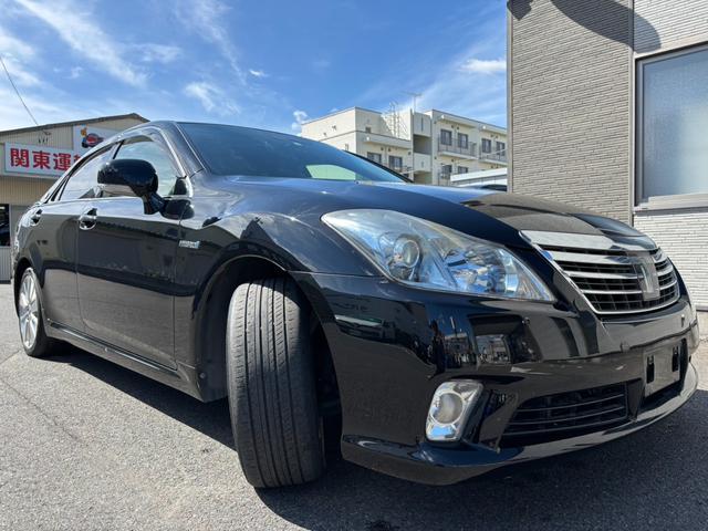 クラウンハイブリッド Ｇパッケージ　★ＨＹＢＲＩＤ車　★革シート　★パワーシート　★バックカメラ（3枚目）