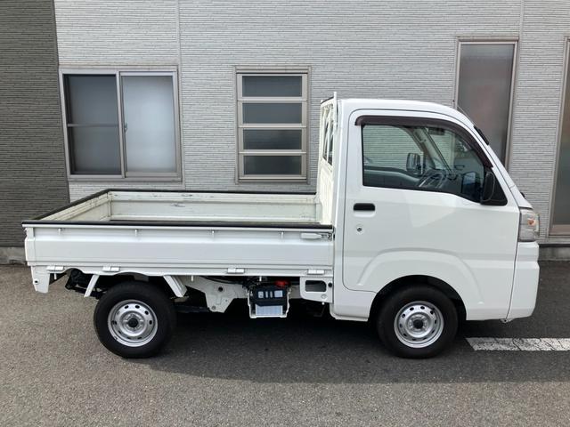 ���[�ԑO�ɕK���ԗ��̐��|���s���܂��B�v���̃N���[�j���O�ɂ�萴���Ȏԓ��ł��[�Ԓv���܂��B