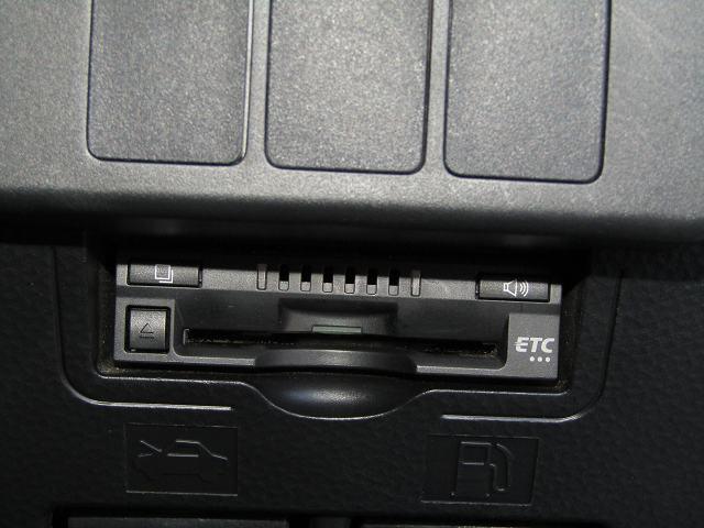 G-T 純正SDナビNSZT-Y68T フルセグ DVD再生 音楽サーバー ブルートゥース オートクルーズ I-STOP ETC LEDヘッド フォグ Bカメラ Sヒーター 純正15AW 両側電動 1オナ(61枚目)