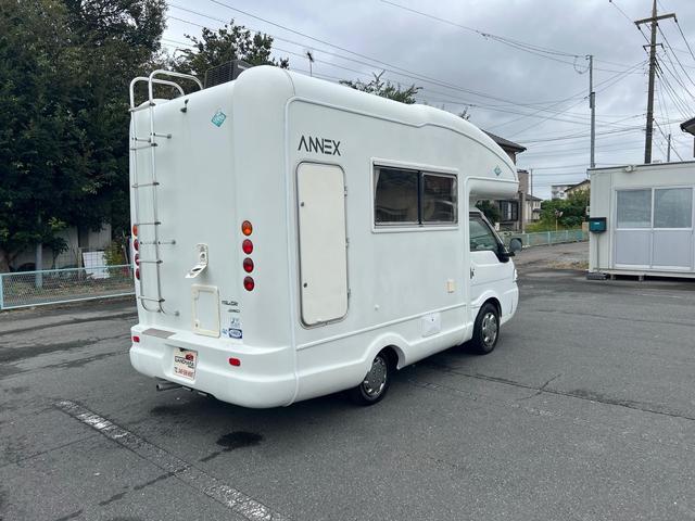 ボンゴトラック 4WD ガソリン車なので何処でも登録できます。Tベルト交換済み シンク ガス2口 トイレ 洗面所冷蔵庫 TV サイドオーニング(8枚目)