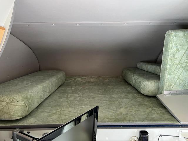 ボンゴトラック 4WD ガソリン車なので何処でも登録できます。Tベルト交換済み シンク ガス2口 トイレ 洗面所冷蔵庫 TV サイドオーニング(14枚目)