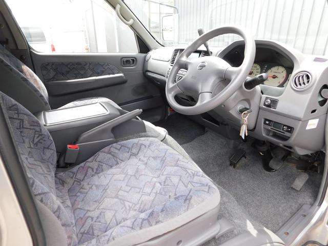 キャンピングカー ノースライフ 北斗 3000ccディーゼルTB 不適合車 パートタイム4WD FFヒーター ツインサブバッテリー 走行充電 外部電源・充電器 1500Wインバーター サイドオーニング(70枚目)