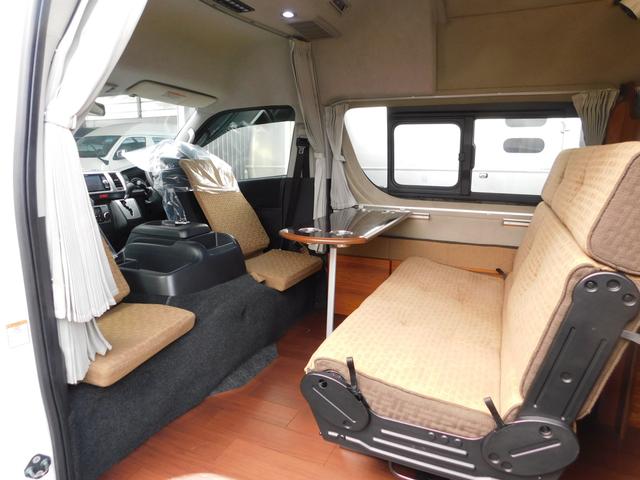 キャンピングカー ビークル ベッセルJ 2700ccガソリン 9名乗車5名就寝 シンク 冷蔵庫 リアクーラー・ヒーター リアスピーカー ツインサブBT 走行充電 350Wインバーター サイドオーニング(3枚目)