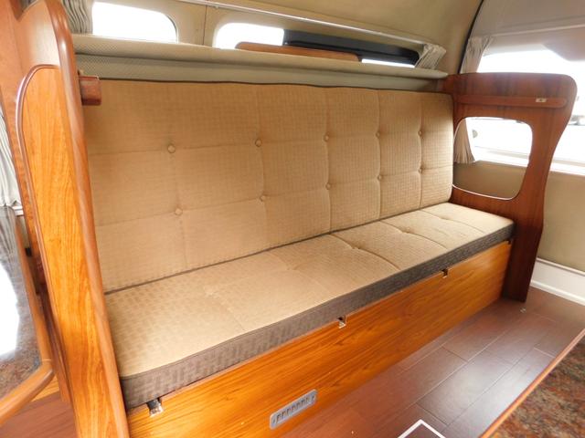 キャンピングカー ビークル ベッセルJ 2700ccガソリン 9名乗車5名就寝 シンク 冷蔵庫 リアクーラー・ヒーター リアスピーカー ツインサブBT 走行充電 350Wインバーター サイドオーニング(6枚目)