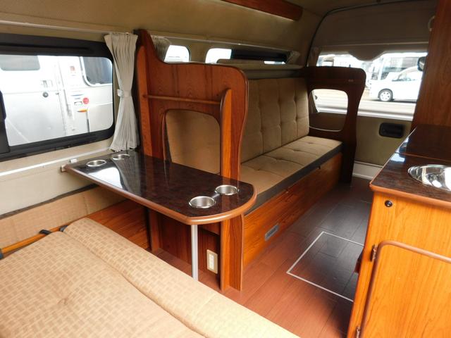 キャンピングカー ビークル ベッセルJ 2700ccガソリン 9名乗車5名就寝 シンク 冷蔵庫 リアクーラー・ヒーター リアスピーカー ツインサブBT 走行充電 350Wインバーター サイドオーニング(26枚目)