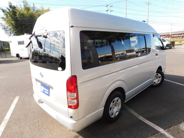 キャンピングカー RVランド ランドワゴンST 2000ccガソリン 8名乗車4名就寝 シンク FFヒーター サブバッテリー 走行充電 外部電源・充電器 サイドオーニング リアクーラー・ヒーター(20枚目)
