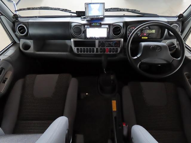 カムロード  キャンピングカー バンテック ジル480スキップ シンク 冷蔵庫 電子レンジ 液晶テレビ ポータブルトイレ トリプルサブバッテリー 走行充電 外部充電 1500Wインバーター 外部電源 ソーラーパネル(14枚目)