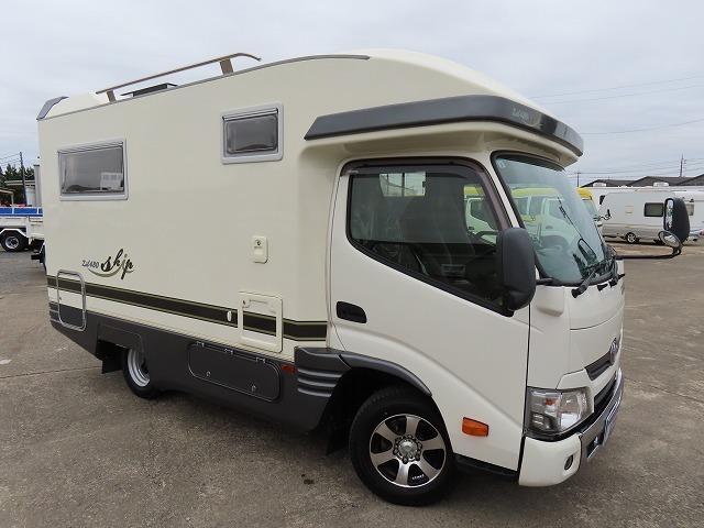 カムロード  キャンピングカー バンテック ジル480スキップ シンク 冷蔵庫 電子レンジ 液晶テレビ ポータブルトイレ トリプルサブバッテリー 走行充電 外部充電 1500Wインバーター 外部電源 ソーラーパネル(17枚目)