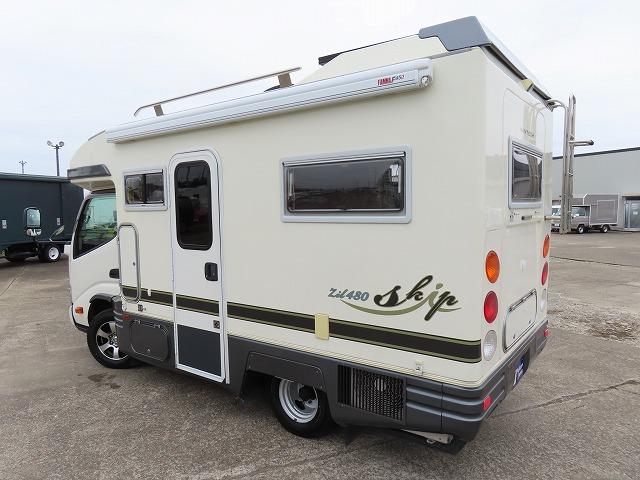 カムロード  キャンピングカー バンテック ジル480スキップ シンク 冷蔵庫 電子レンジ 液晶テレビ ポータブルトイレ トリプルサブバッテリー 走行充電 外部充電 1500Wインバーター 外部電源 ソーラーパネル(19枚目)