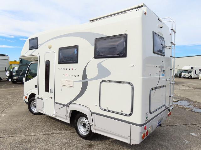 カムロード キャンピングカー ナッツRV クレソンボヤージュ 7名乗車6名就寝 シンク 冷蔵庫 テレビアンテナ ツインサブバッテリー 走行充電 外部充電 外部電源 ソーラーパネル マックスファン FFヒーター(20枚目)