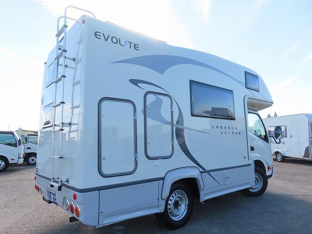 カムロード 　キャンピングカー　ナッツＲＶ　クレソンボヤージュ　エボライト　シンク　冷蔵庫　電子レンジ　トリプルサブバッテリー　走行充電　外部充電　１５００Ｗインバーター　家庭用エアコン　マックスファン（19枚目）