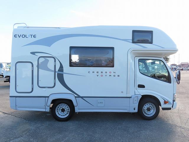 カムロード 　キャンピングカー　ナッツＲＶ　クレソンボヤージュ　エボライト　シンク　冷蔵庫　電子レンジ　トリプルサブバッテリー　走行充電　外部充電　１５００Ｗインバーター　家庭用エアコン　マックスファン（22枚目）
