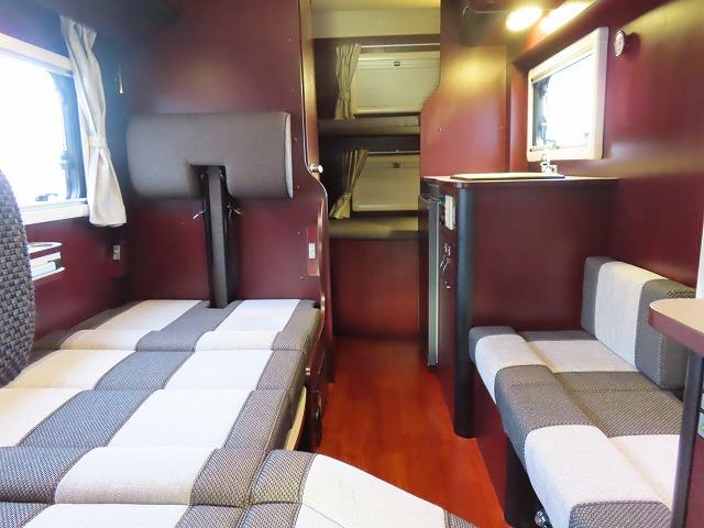カムロード 　キャンピングカー　ナッツＲＶ　クレソンボヤージュ　エボライト　シンク　冷蔵庫　電子レンジ　トリプルサブバッテリー　走行充電　外部充電　１５００Ｗインバーター　家庭用エアコン　マックスファン（34枚目）