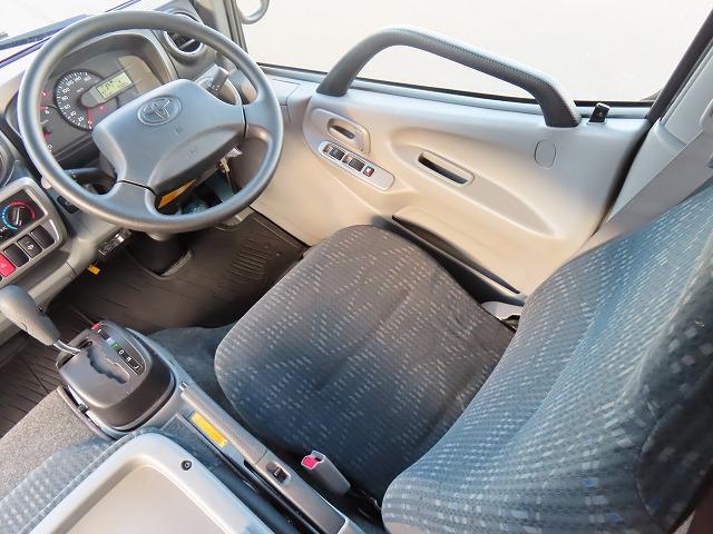 カムロード 　キャンピングカー　ナッツＲＶ　クレソンボヤージュ　エボライト　シンク　冷蔵庫　電子レンジ　トリプルサブバッテリー　走行充電　外部充電　１５００Ｗインバーター　家庭用エアコン　マックスファン（44枚目）