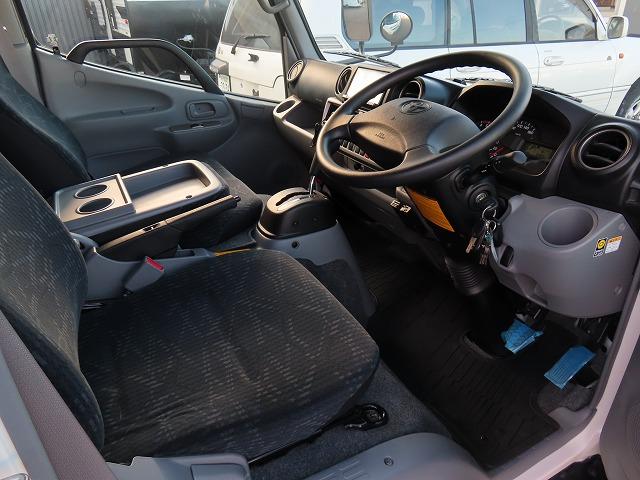 カムロード 　キャンピングカー　ナッツＲＶ　クレソンボヤージュ　エボライト　シンク　冷蔵庫　電子レンジ　トリプルサブバッテリー　走行充電　外部充電　１５００Ｗインバーター　家庭用エアコン　マックスファン（45枚目）