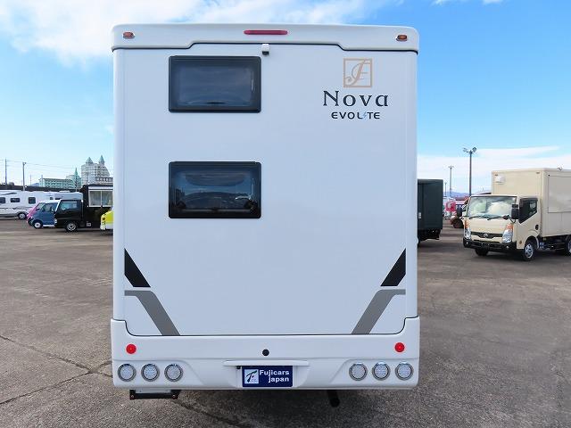 カムロード 　フジカーズジャパン　ＮＯＶＡ　タイプＷ　６名乗車６名就寝　シンク　冷蔵庫電子レンジ　トリプルサブバッテリー　急速充電　外部充電　家庭用エアコン　ＦＦヒーター　マックスファン　１５００Ｗインバーター（21枚目）