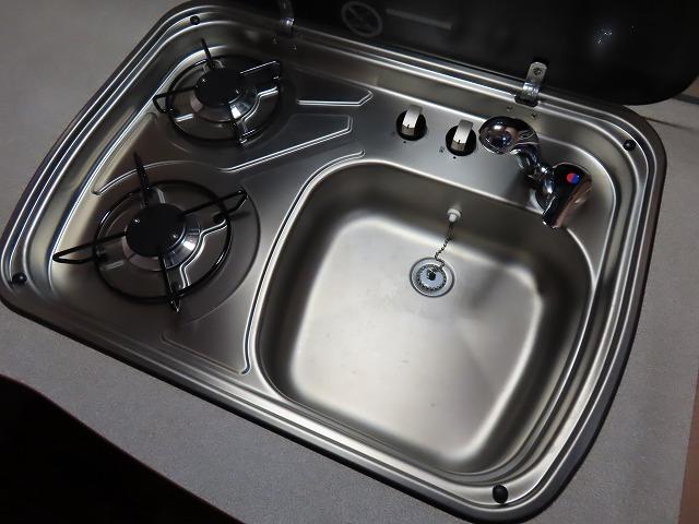 カムロード 　フジカーズジャパン　ＮＯＶＡ　タイプＷ　６名乗車６名就寝　シンク　冷蔵庫電子レンジ　トリプルサブバッテリー　急速充電　外部充電　家庭用エアコン　ＦＦヒーター　マックスファン　１５００Ｗインバーター（38枚目）