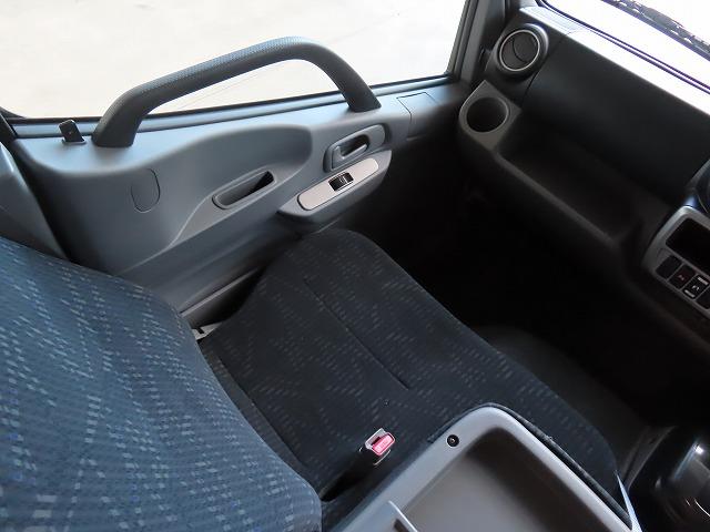 カムロード 　フジカーズジャパン　ＮＯＶＡ　タイプＷ　６名乗車６名就寝　シンク　冷蔵庫電子レンジ　トリプルサブバッテリー　急速充電　外部充電　家庭用エアコン　ＦＦヒーター　マックスファン　１５００Ｗインバーター（44枚目）