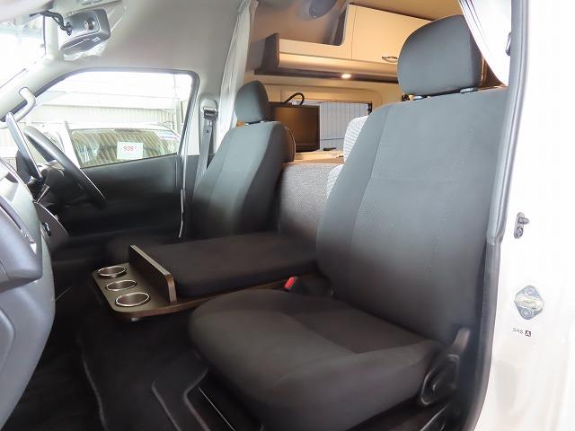 ハイエースバン トイファクトリー バーデングランデ 7名乗車5名就寝 シンク 冷蔵庫 電子レンジ ツインサブ 走行充電 外部充電 1500Wインバーター エアロソーラー 家庭用エアコン FFヒーター(17枚目)