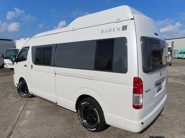 ハイエースバン トイファクトリー バーデングランデ 7名乗車5名就寝 シンク 冷蔵庫 電子レンジ ツインサブ 走行充電 外部充電 1500Wインバーター エアロソーラー 家庭用エアコン FFヒーター(20枚目)