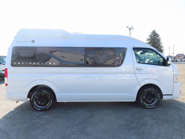 ハイエースバン トイファクトリー バーデングランデ 7名乗車5名就寝 シンク 冷蔵庫 電子レンジ ツインサブ 走行充電 外部充電 1500Wインバーター エアロソーラー 家庭用エアコン FFヒーター(24枚目)