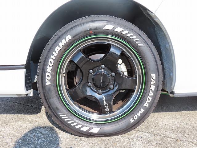 ハイエースバン トイファクトリー バーデングランデ 7名乗車5名就寝 シンク 冷蔵庫 電子レンジ ツインサブ 走行充電 外部充電 1500Wインバーター エアロソーラー 家庭用エアコン FFヒーター(25枚目)