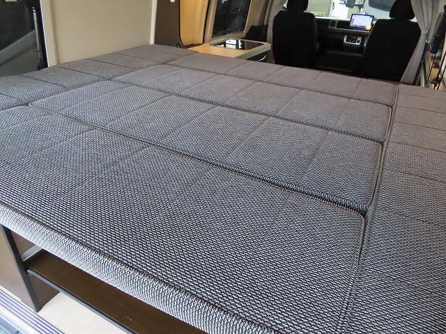 ハイエースバン トイファクトリー バーデングランデ 7名乗車5名就寝 シンク 冷蔵庫 電子レンジ ツインサブ 走行充電 外部充電 1500Wインバーター エアロソーラー 家庭用エアコン FFヒーター(30枚目)