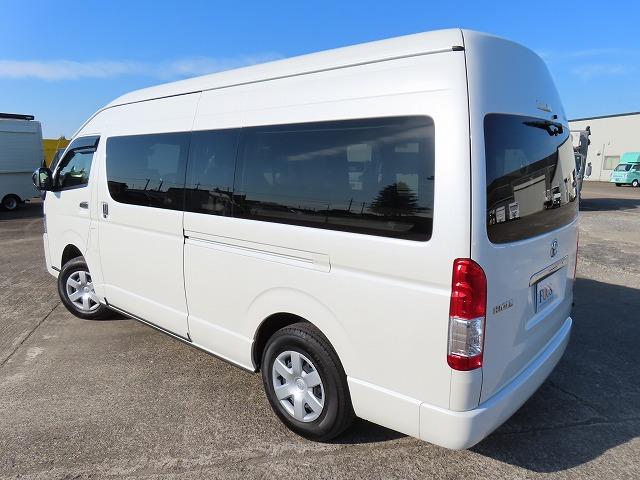 ハイエースバン キャンピングカー フジカーズジャパン FOCS シエスタ 8名乗車3名就寝 シンク 冷蔵庫 フリップダウンモニター サブバッテリー 走行充電 外部充電 FFヒーター メモリーナビ フルセグ(19枚目)