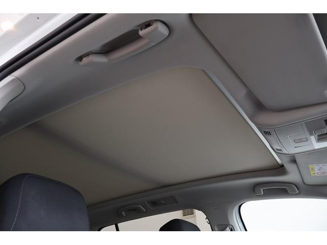 ゴルフトゥーラン ＴＤＩ　ハイライン　電動パノラマサンルーフ　Ｔｅｃｈｎｏｌｏｇｙパッケージ　パワーバックドア　ＬＥＤライト　リアサンブラインド　認定中古車（13枚目）