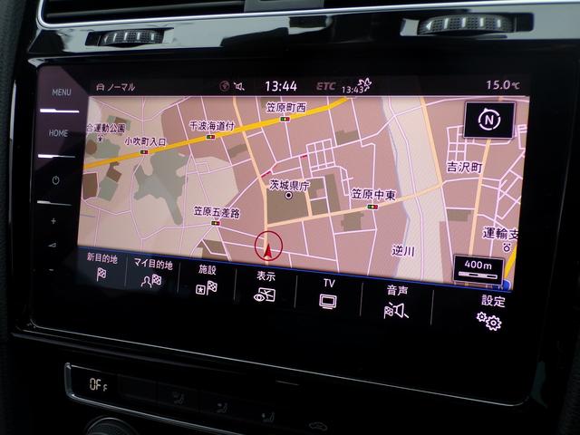 ゴルフ ＴＳＩハイライン　テックエディション　ＤＩＧＩＴＡＬＭＥＴＥＲ　メモリーナビ　アルミホイール　オートクルーズコントロール　ＥＴＣ２．０　スマートキー　盗難防止システム　横滑り防止装置　記録簿　禁煙車　エアバッグ　エアコン（12枚目）