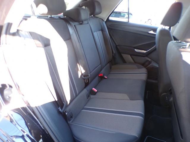 Ｔ－ロック ＴＳＩ　スタイルデザインパッケージ　メモリーナビ　ＥＴＣ　アルミホイール　オートクルーズコントロール　スマートキー　盗難防止システム　横滑り防止装置　記録簿　ワンオーナー　エアバッグ　エアコン　パワーステアリング　パワーウィンドウ（7枚目）