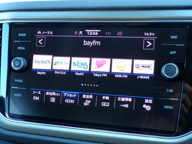 Ｔ－ロック ＴＳＩ　スタイルデザインパッケージ　メモリーナビ　ＥＴＣ　アルミホイール　オートクルーズコントロール　スマートキー　盗難防止システム　横滑り防止装置　記録簿　ワンオーナー　エアバッグ　エアコン　パワーステアリング　パワーウィンドウ（14枚目）