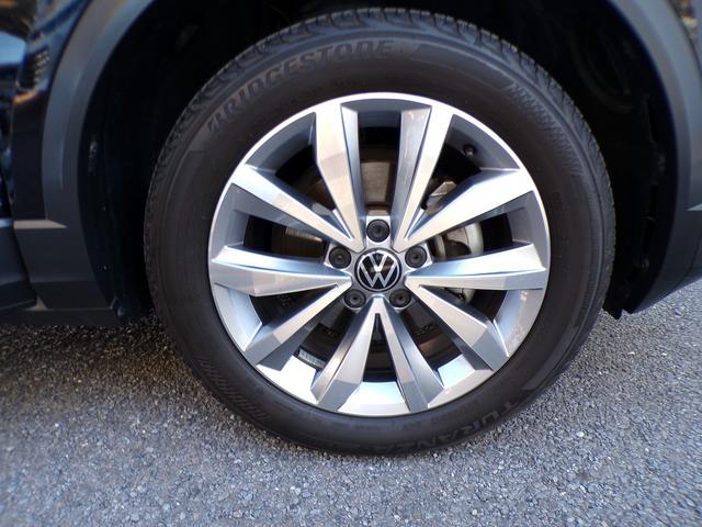 Ｔ－ロック ＴＳＩ　スタイルデザインパッケージ　メモリーナビ　ＥＴＣ　アルミホイール　オートクルーズコントロール　スマートキー　盗難防止システム　横滑り防止装置　記録簿　ワンオーナー　エアバッグ　エアコン　パワーステアリング　パワーウィンドウ（27枚目）