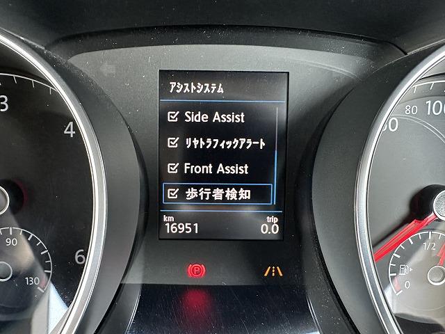 ＴＤＩ　ハイライン　認定中古車　禁煙車　ワンオーナー　純正ナビ　ＥＴＣ２．０　シートヒーター　ＡＣＣ　レーンキープアシスト　自動駐車支援システム　ブラインドスポット　フロントアシスト(21枚目)