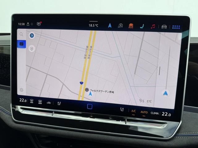 パサート eTSI Rライン メモリーナビ バックカメラ 革シート アルミホイール シートエアコン 全周囲カメラ 電動リアゲート シートヒーター ターボ アイドリングストップ アダプティブクルーズコントロール USB入力端子(11枚目)
