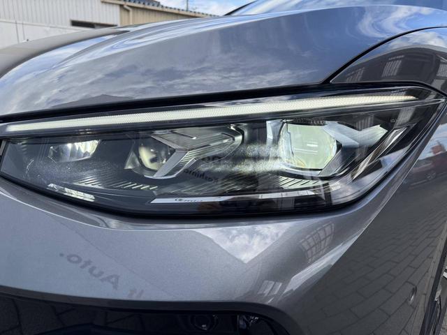 パサート eTSI Rライン メモリーナビ バックカメラ 革シート アルミホイール シートエアコン 全周囲カメラ 電動リアゲート シートヒーター ターボ アイドリングストップ アダプティブクルーズコントロール USB入力端子(25枚目)