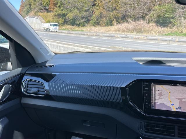 T-クロス TSI スタイル バックカメラ オートクルーズコントロール パークアシスト 衝突被害軽減システム ナビ オートライト LEDヘッドランプ アルミホイール スマートキー アイドリングストップ(37枚目)