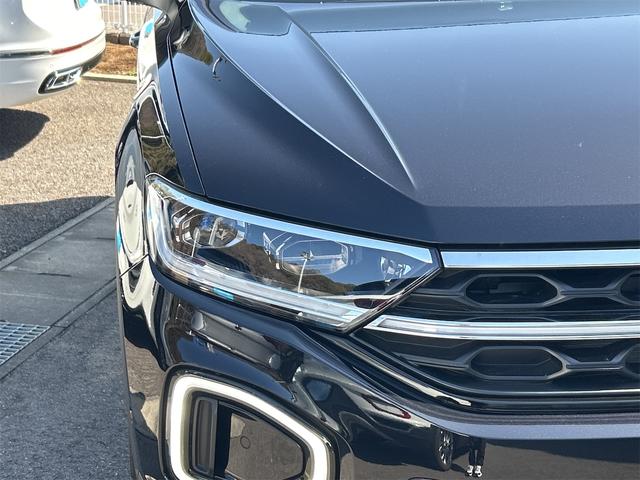 T-ロック TSI ブラックスタイル バックカメラ ETC オートクルーズコントロール パークアシスト 衝突被害軽減システム ナビ オートライト LEDヘッドランプ 電動リアゲート アルミホイール(33枚目)