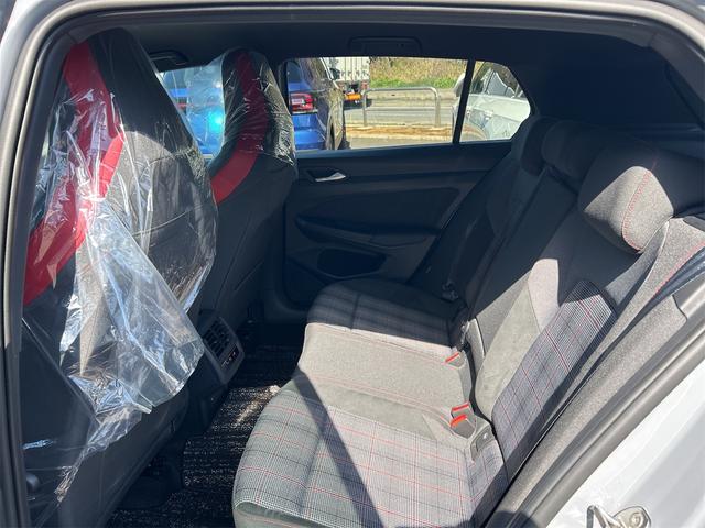 ゴルフＧＴＩ ベースグレード　ドライブレコーダー　バックカメラ　ナビ　オートクルーズコントロール　衝突被害軽減システム　アルミホイール　オートライト　ＬＥＤヘッドランプ　スマートキー　電動格納ミラー（31枚目）