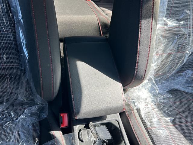 ゴルフＧＴＩ ベースグレード　ドライブレコーダー　バックカメラ　ナビ　オートクルーズコントロール　衝突被害軽減システム　アルミホイール　オートライト　ＬＥＤヘッドランプ　スマートキー　電動格納ミラー（44枚目）