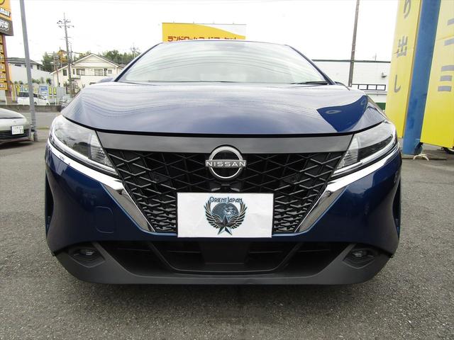 ノート Ｓ　衝突軽減ブレーキ・純正ナビ・フルセグ・Ｂｌｕｅｔｏｏｔｈ・全方位カメラ・純正ドラレコ・コーナーセンサー・シートヒーター・ハンドルヒーター・ＥＴＣ・ＬＥＤヘッドライト・ＵＳＢ・電動Ｐブレーキ・社外アルミ（4枚目）