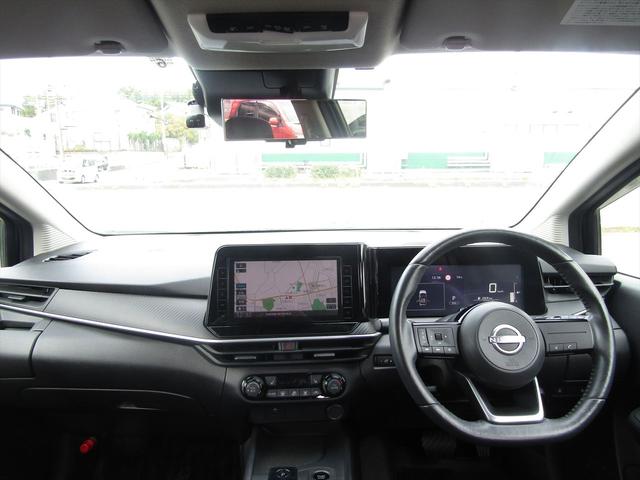 ノート Ｓ　衝突軽減ブレーキ・純正ナビ・フルセグ・Ｂｌｕｅｔｏｏｔｈ・全方位カメラ・純正ドラレコ・コーナーセンサー・シートヒーター・ハンドルヒーター・ＥＴＣ・ＬＥＤヘッドライト・ＵＳＢ・電動Ｐブレーキ・社外アルミ（7枚目）