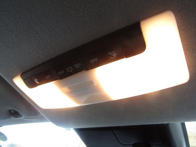 ノート Ｓ　衝突軽減ブレーキ・純正ナビ・フルセグ・Ｂｌｕｅｔｏｏｔｈ・全方位カメラ・純正ドラレコ・コーナーセンサー・シートヒーター・ハンドルヒーター・ＥＴＣ・ＬＥＤヘッドライト・ＵＳＢ・電動Ｐブレーキ・社外アルミ（50枚目）