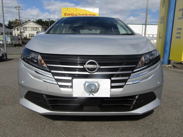 ノート Ｘ　衝突被害軽減Ｂ・純正ナビ・フルセグ・Ｂｌｕｅｔｏｏｔｈ・全方位カメラ・純正ドラレコ・クルコン・ＨＤＭＩ・コーナーセンサー・２．０ＥＴＣ・ＬＥＤヘッドライト・ＵＳＢ・電動Ｐブレーキ・ワンオーナー・ＢＳＭ（4枚目）