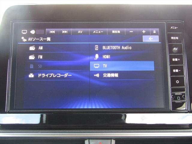 ノート Ｘ　衝突被害軽減Ｂ・純正ナビ・フルセグ・Ｂｌｕｅｔｏｏｔｈ・全方位カメラ・純正ドラレコ・クルコン・ＨＤＭＩ・コーナーセンサー・２．０ＥＴＣ・ＬＥＤヘッドライト・ＵＳＢ・電動Ｐブレーキ・ワンオーナー・ＢＳＭ（19枚目）