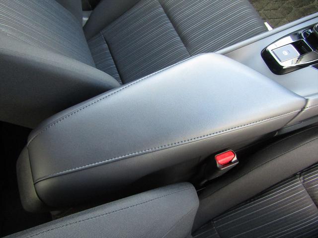 ノート Ｘ　衝突被害軽減Ｂ・純正ナビ・フルセグ・Ｂｌｕｅｔｏｏｔｈ・全方位カメラ・純正ドラレコ・クルコン・ＨＤＭＩ・コーナーセンサー・２．０ＥＴＣ・ＬＥＤヘッドライト・ＵＳＢ・電動Ｐブレーキ・ワンオーナー・ＢＳＭ（49枚目）